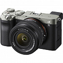 Беззеркальный фотоаппарат Sony ILCE-7CL, серебристый